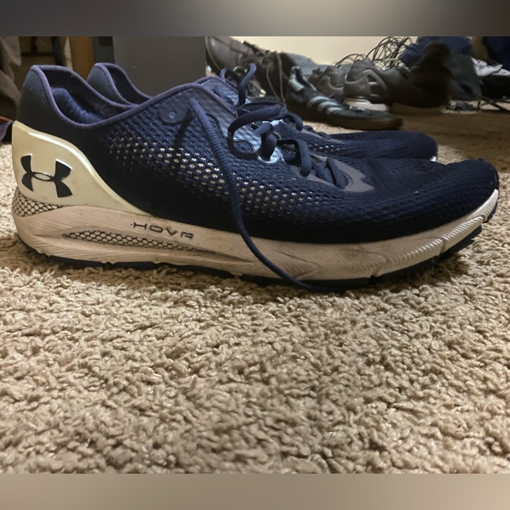 Under Armour HOVR Sonic 4 size 14
